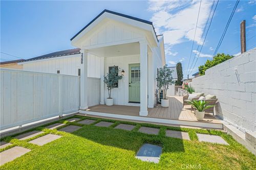 228 B Arena St, El Segundo, CA, 90245-3805 | Card Image