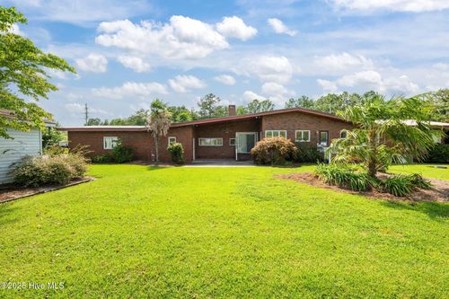4204 Old Cherry Point Rd, New Bern, NC, 28560-7905 | Card Image