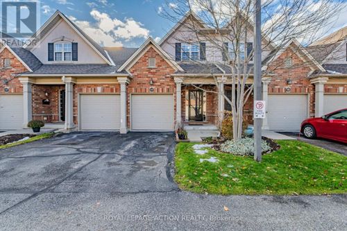 49-655 Park Rd N, Brantford, ON, N3R0A2 | Card Image