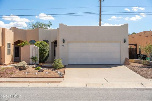 2484 Sunridge Dr, Las Cruces, NM, 88012-7701 | Card Image