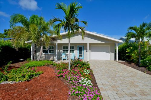 420 Riviera St, VENICE, FL, 34285-2621 | Card Image