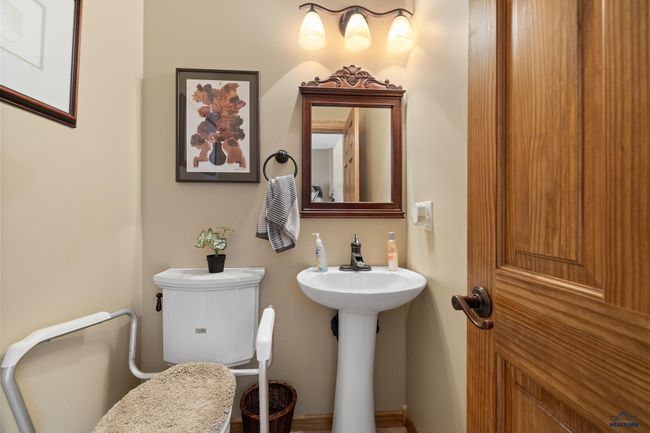 21156 Maine Rd, House other with 3 bedrooms, 4 bathrooms and null parking in Sturgis SD | Image 32