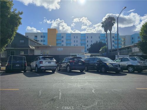 1425 Elm, Long Beach, CA, 90813 | Card Image