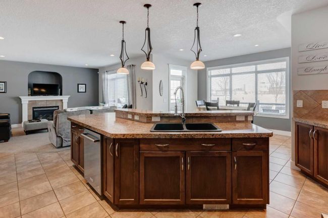 238 Kingsbury View Se, Home with 4 bedrooms, 3 bathrooms and 4 parking in Airdrie AB | Image 14