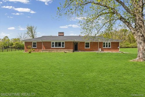 25275 Ormond Drive, Southfield, MI, 48033 | Card Image