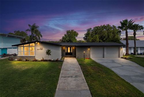 2501 Reef Ct, ORLANDO, FL, 32805-5881 | Card Image