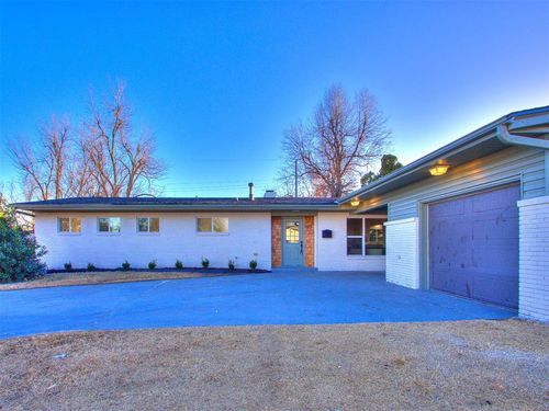 2608 Kings Way, The Village, OK, 73120-3307 | Card Image