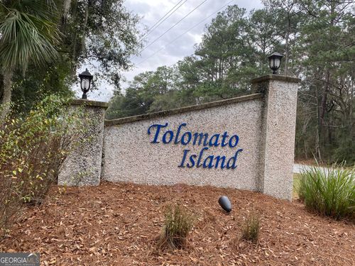 1 Old Cane Mill Dr, Darien, GA, 31305-9876 | Card Image