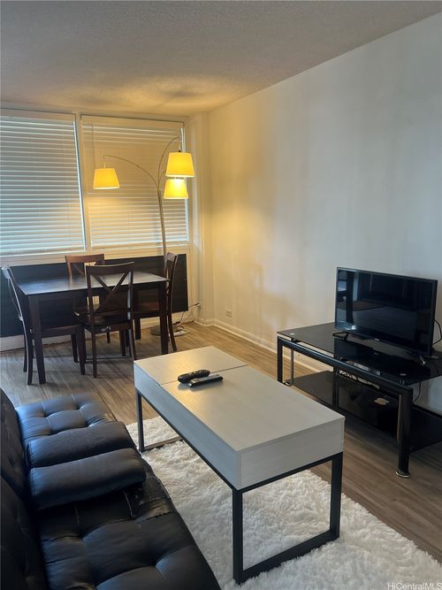c604-425 Ena Road, Honolulu, HI, 96815 | Card Image