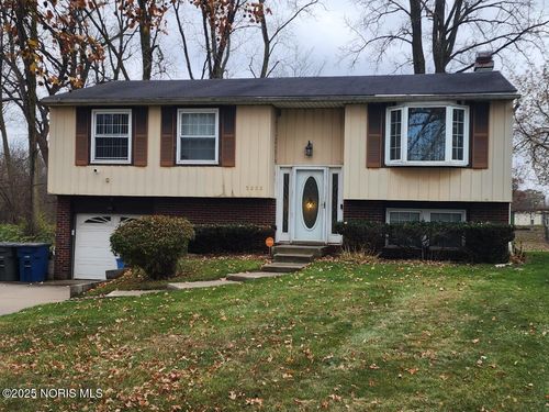 3825 Whitegate Dr, Toledo, OH, 43607-2571 | Card Image