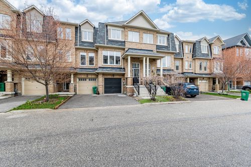 22 Magdalene Cres, Brampton, ON, L6Z0G8 | Card Image