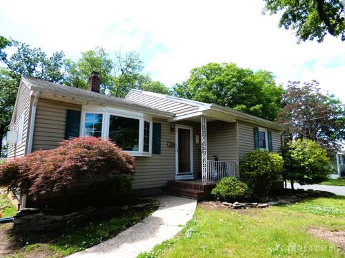 633 S Lincoln Ave, Woodbridge, NJ, 07095-2405 | Card Image