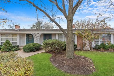 604 Carriage Hill Drive, House other with 2 bedrooms, 1 bathrooms and 1 parking in Glenview IL | Image 1