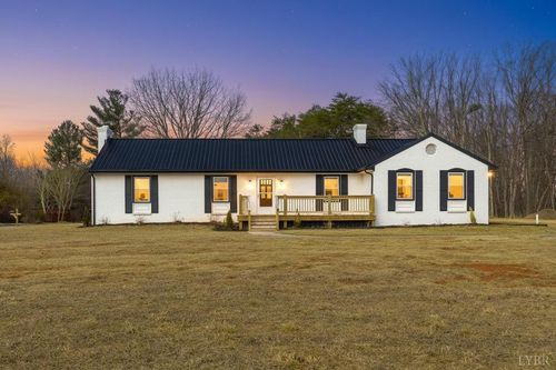 39 Lynview Dr, Lynchburg, VA, 24502-4982 | Card Image