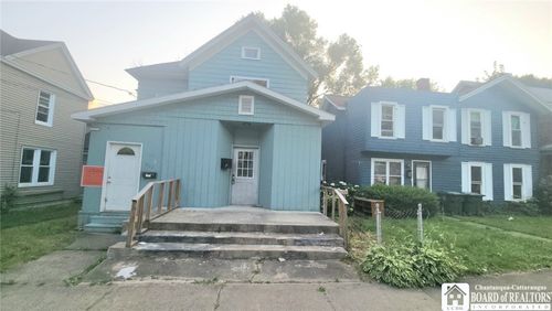 905 Prendergast Ave, Jamestown, NY, 14701-3311 | Card Image