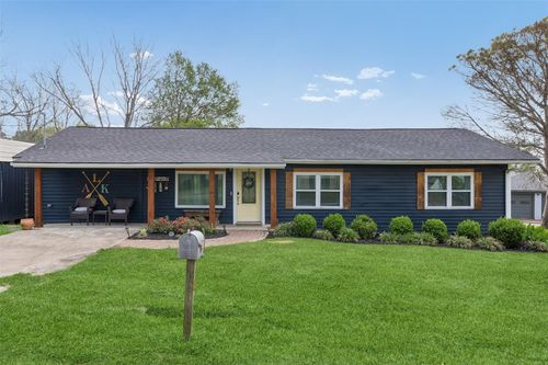 220 Teal Cir, Livingston, TX, 77351-5178 | Card Image