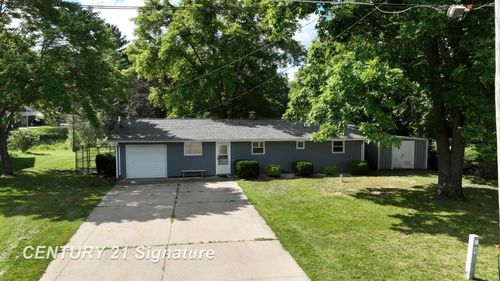 5346 Oakridge Drive Drive, Tobacco Township, MI, 48612 | Card Image