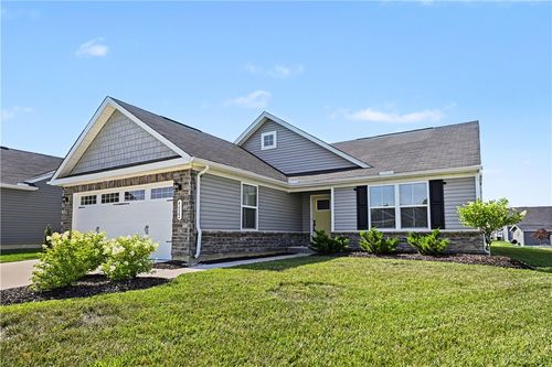 4022 Lupine Way, Tipp City, OH, 45371-8021 | Card Image