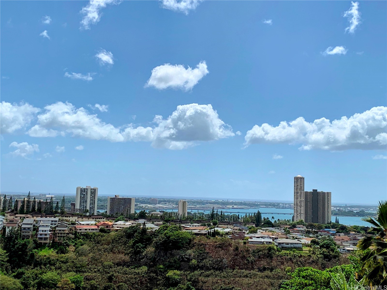 Kuini St, Aiea, HI 96701 #1
