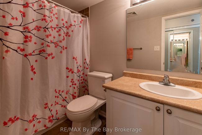 211 - 16 Westbury Rd, Condo with 2 bedrooms, 2 bathrooms and 1 parking in Wasaga Beach ON | Image 29