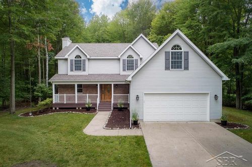 3887 E Tupelo Dr, Midland, MI, 48642-8618 | Card Image
