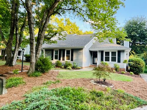 1507 Woodcroft Dr, Raleigh, NC, 27609-3569 | Card Image