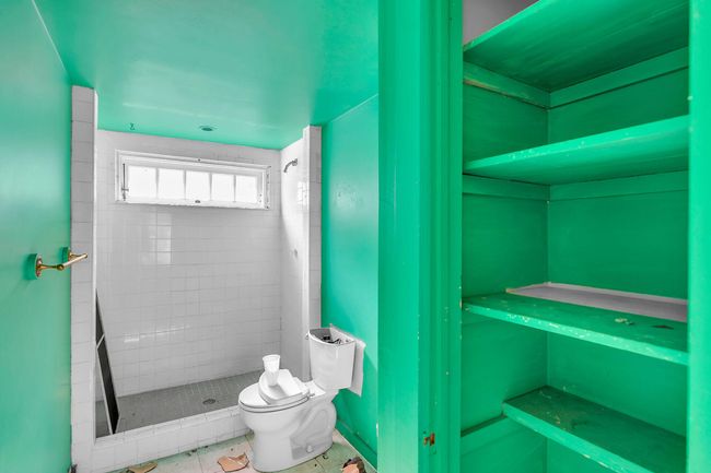 Upper Unit | Image 7