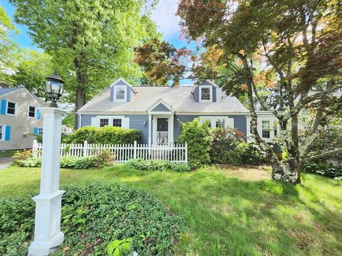 25 Hazen St, Springfield, MA, 01119-2926 | Card Image