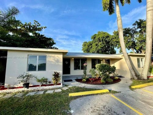 0-905 Ne 7th St, Hallandale Beach, FL, 33009-8508 | Card Image