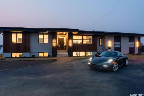 225 Edgemont Cres, Corman Park, SK, S7T0Z8 | Card Image