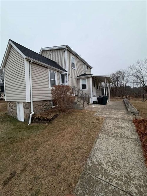 unit2-68 Crescent Ave, Stoughton, MA, 02072 | Card Image