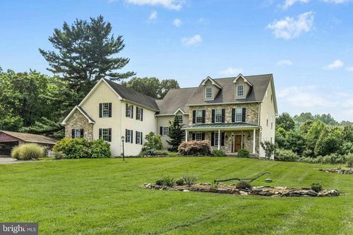 3370 Lower Saucon Rd, HELLERTOWN, PA, 18055-3015 | Card Image