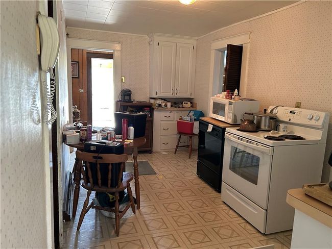 40 Lima St, House other with 3 bedrooms, 1 bathrooms and 4 parking in Warwick RI | Image 18