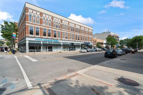 unit-308-507 E Locust St, Des Moines, IA, 50309-1914 | Card Image