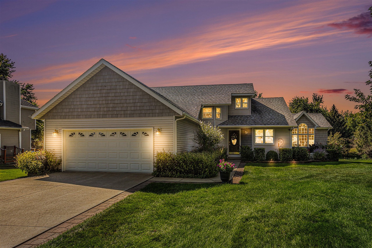 Bayshore Dr, Sturgis, MI 49091