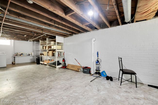 136 Alice Ave, House other with 4 bedrooms, 2 bathrooms and null parking in Bloomfield Township MI | Image 22