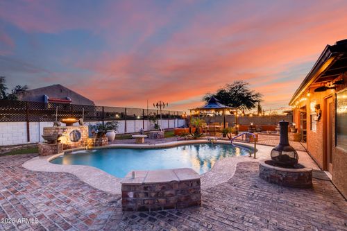 247 E Glencove St, Mesa, AZ, 85201-2730 | Card Image