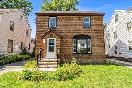 854 Keystone Dr, Cleveland Heights, OH, 44121-2034 | Card Image