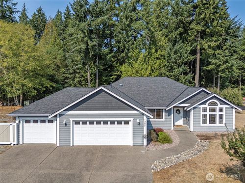 1207 139th St Nw, Gig Harbor, WA, 98332-7609 | Card Image