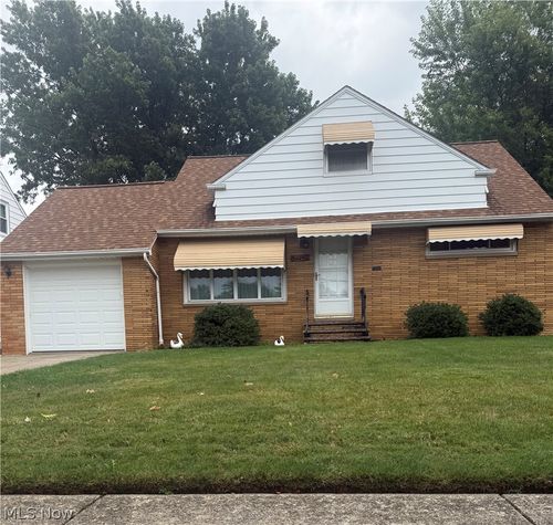 375 E 262nd St, Euclid, OH, 44132-1437 | Card Image