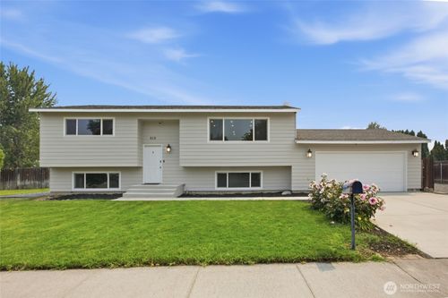 612 N N Conway Pl, Kennewick, WA, 99336-2510 | Card Image
