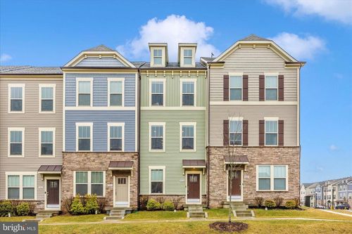 9018 Shady Pines Dr, FREDERICK, MD, 21704-6911 | Card Image