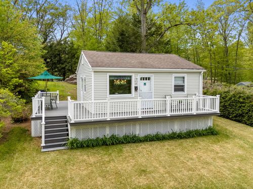 17 Glimmer Gln, Colchester, CT, 06415-5209 | Card Image