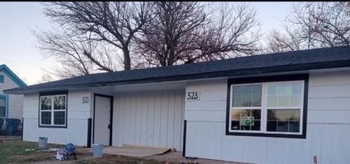 521 N 3rd St, Chickasha, OK, 73018-2621 | Card Image
