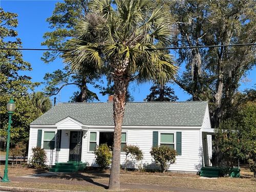 511 W Main St, Ridgeland, SC, 29936-6314 | Card Image