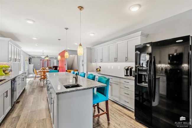 3673 Stewart Farm Rd, House other with 6 bedrooms, 4 bathrooms and null parking in Wamego KS | Image 15
