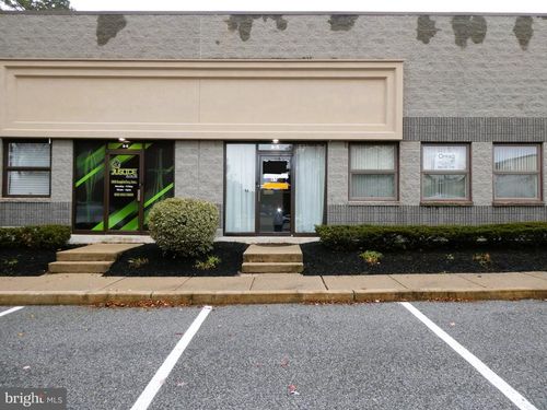 a5-575 N Route 73, West Berlin, NJ, 08091-2440 | Card Image