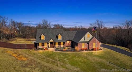 3635 430 Rd, Oologah, OK, 74053-3665 | Card Image