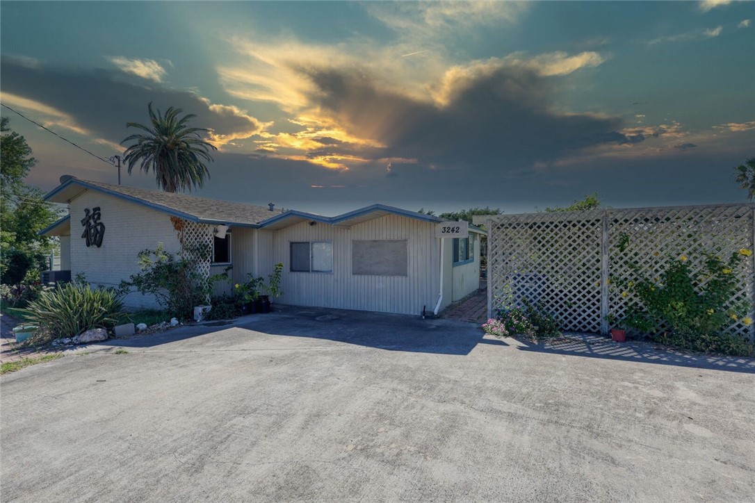 Nassau Dr, Corpus Christi, TX 78418