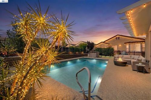 832 Summerset Dr, Rio Vista, CA, 94571-2108 | Card Image